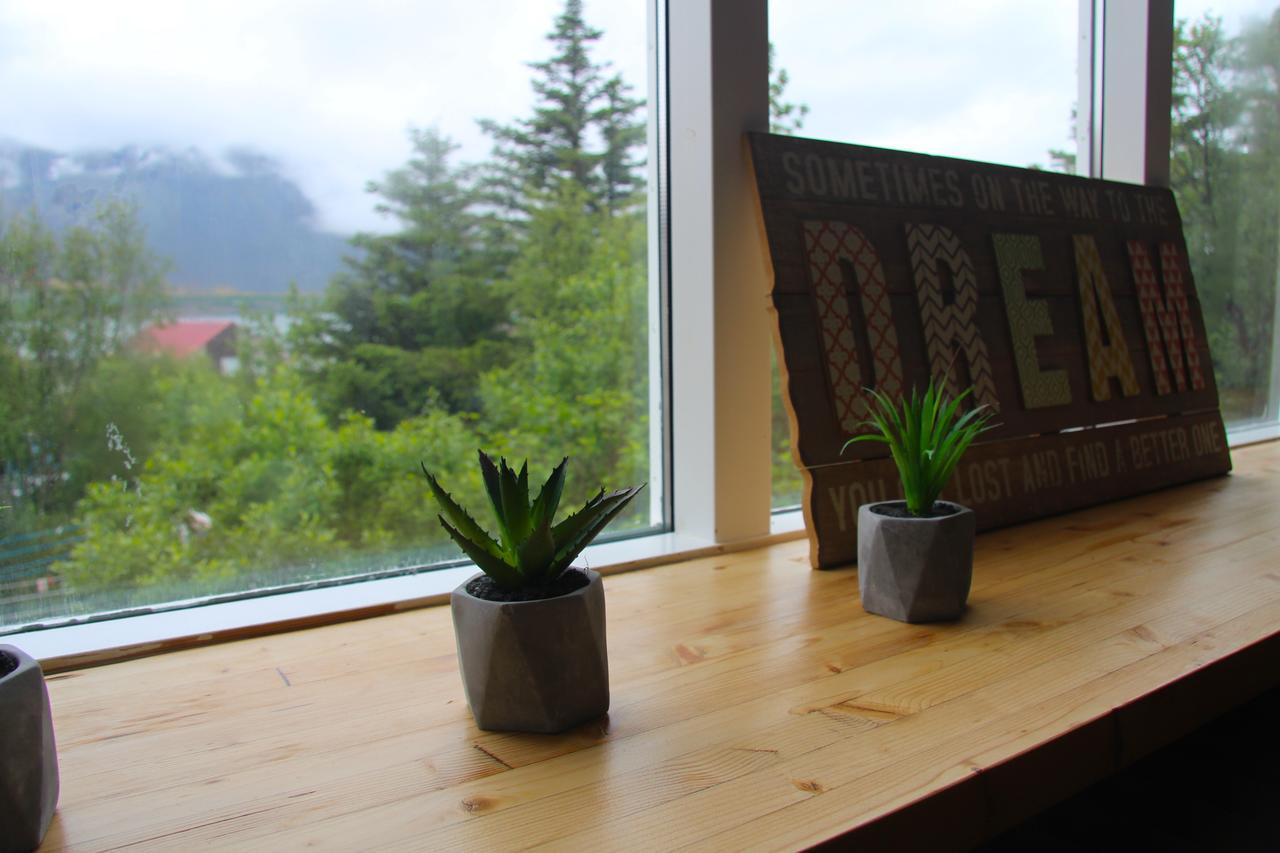 Private And Peaceful One Bedroom Apartments Borgarnes Bagian luar foto